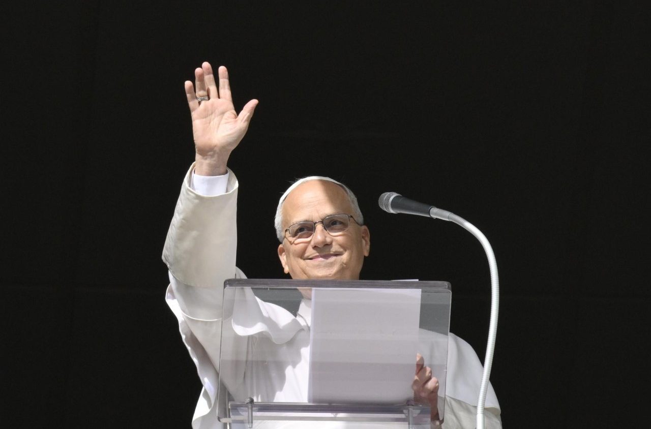 El Papa León XIV durante el Ángelus del 25 de octubre de 2026.